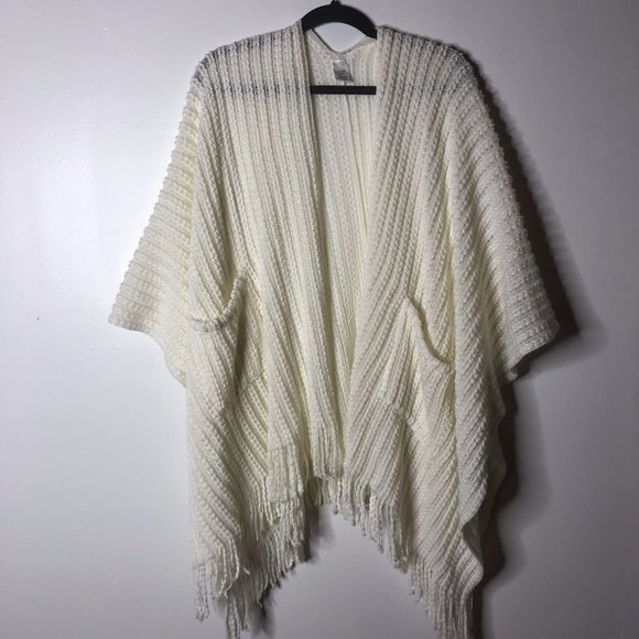 Unbranded Sweaters - Cream Chunky Knit Cape Scarf Ruana Size 110x50